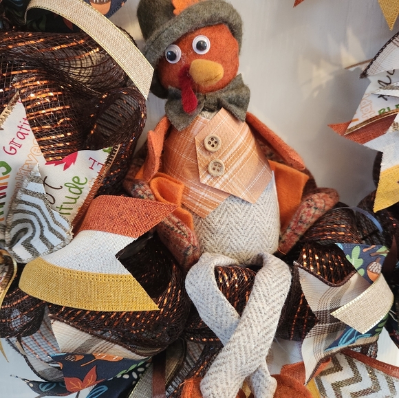 Gobble till you wobble Thanksgiving Wreath - Picture 2 of 6
